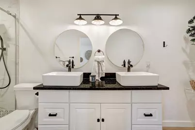 12208 Forsythe Drive, Austin, TX 78759 - Photo 23