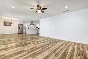 12208 Forsythe Dr, Austin, TX 78759 - Photo 9
