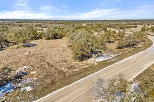 145 Red Hawk Dr, Marble Falls, TX 78663 - Photo 19