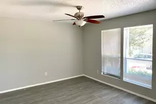 11800 Alpheus Ave, Austin, TX 78759 - Photo 13