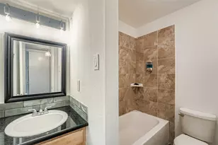 2124 Burton Dr, Austin, TX 78741 - Photo 7
