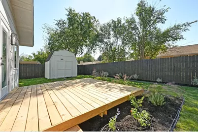 409 Thistlewood Drive, Austin, TX 78745 - Photo 23