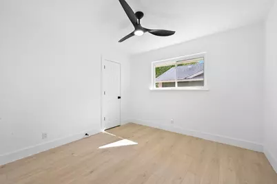 409 Thistlewood Drive, Austin, TX 78745 - Photo 19