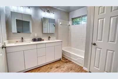 711 House Creek Drive, Leander, TX 78641 - Photo 11