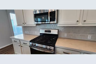 148 Los Olives Lane, Liberty Hill, TX 78642 - Photo 13