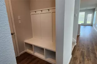 148 Los Olives Ln, Liberty Hill, TX 78642 - Photo 3