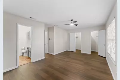 903 E Logan Street E, Round Rock, TX 78664 - Photo 17