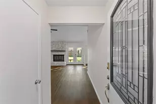 903 E Logan Street E, Round Rock, TX 78664 - Photo 3