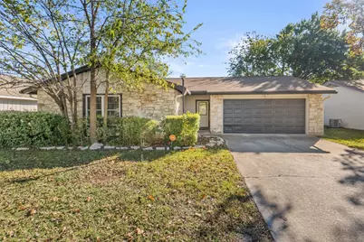 903 E Logan Street E, Round Rock, TX 78664 - Photo 1