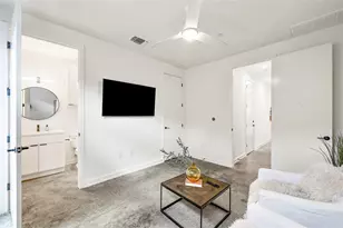 410 W Alpine Rd, Austin, TX 78704 - Photo 17