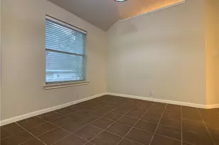 5726 Taylorcrest Dr, Austin, TX 78749 - Photo 9