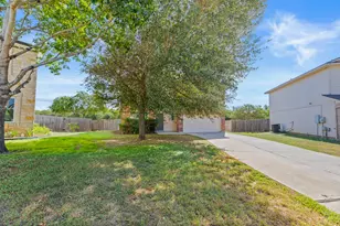 722 Lavaca Loop, Elgin, TX 78621 - Photo 35