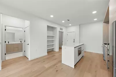 2209 S 1st Street #224, Austin, TX 78704 - Photo 5