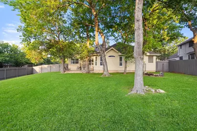 100 Brentwood Drive, Georgetown, TX 78628 - Photo 31