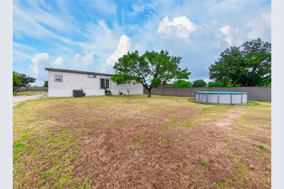 1106 Hi Line Drive, Buchanan Dam, TX 78609 - Photo 31
