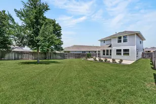 205 Oakstone Dr, Georgetown, TX 78628 - Photo 27