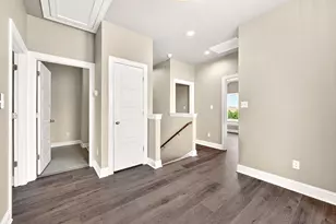 205 Oakstone Dr, Georgetown, TX 78628 - Photo 11