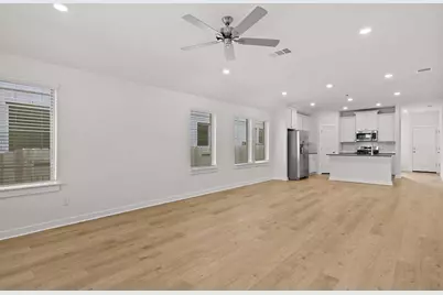 521 Bloomington Loop, Hutto, TX 78634 - Photo 9