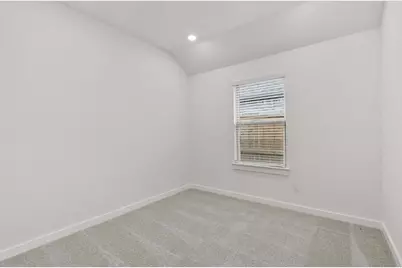 521 Bloomington Loop, Hutto, TX 78634 - Photo 21