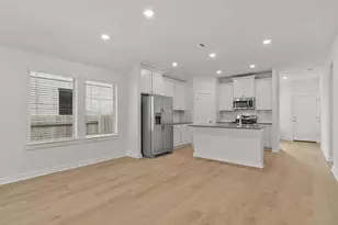 521 Bloomington Loop, Hutto, TX 78634 - Photo 7