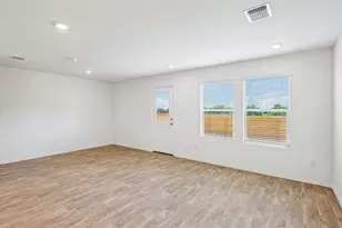 369 Old Stagecoach Rd, Jarrell, TX 76537 - Photo 11