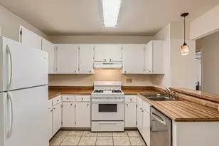 5937 NW Kevin Kelly Pl, Austin, TX 78727 - Photo 5