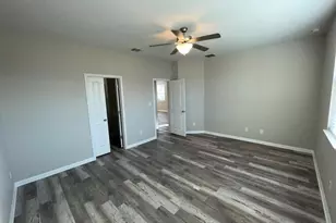 220 McFarland St, Georgetown, TX 78628 - Photo 5
