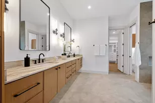 4216 Deepwoods Dr, Austin, TX 78731 - Photo 19