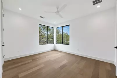 4216 Deepwoods Drive, Austin, TX 78731 - Photo 33