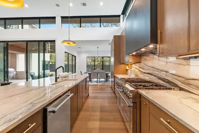 4216 Deepwoods Drive, Austin, TX 78731 - Photo 11