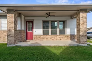 8011 Orizzonte St, Austin, TX 78744 - Photo 3