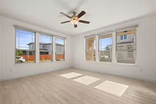 8011 Orizzonte St, Austin, TX 78744 - Photo 5