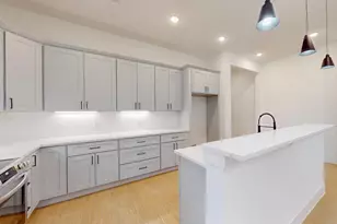 117 Keaau Ct, Bastrop, TX 78602 - Photo 9