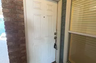 400 W 35th St, Austin, TX 78705 - Photo 5