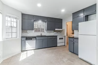 1704 San Antonio Street, Austin, TX 78701 - Photo 13