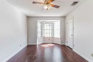 1704 San Antonio St, Austin, TX 78701 - Photo 5