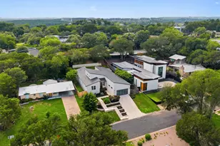 2704 Oak Park Dr, Austin, TX 78704 - Photo 39