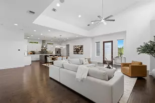 2704 Oak Park Dr, Austin, TX 78704 - Photo 13
