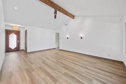 7810 Woodcroft Drive, Austin, TX 78749 - Photo 7