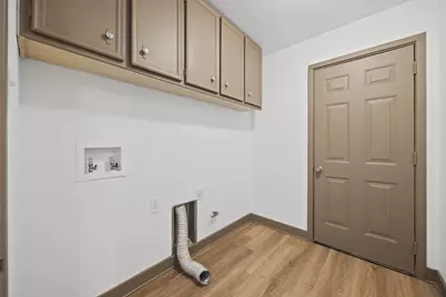 7810 Woodcroft Drive, Austin, TX 78749 - Photo 19