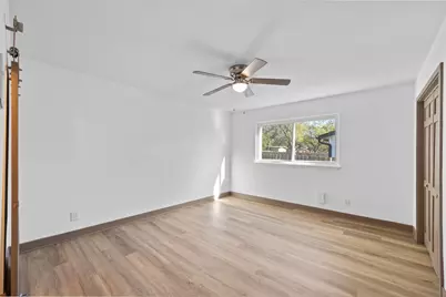 7810 Woodcroft Drive, Austin, TX 78749 - Photo 11