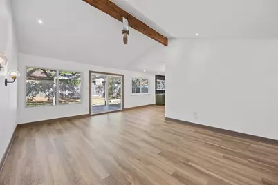 7810 Woodcroft Drive, Austin, TX 78749 - Photo 5