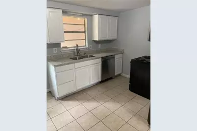 1013 Hackberry Street #B, San Marcos, TX 78666 - Photo 1