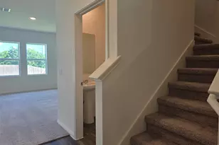 319 Stonebrook Dr, Hutto, TX 78634 - Photo 13