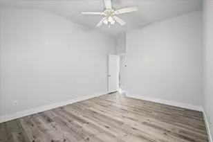 158 Oak River Dr, Cedar Creek, TX 78612 - Photo 13