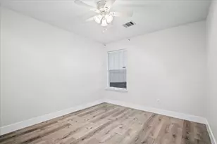 158 Oak River Dr, Cedar Creek, TX 78612 - Photo 17