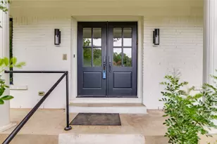 8700 Mountainwood Cir, Austin, TX 78759 - Photo 3