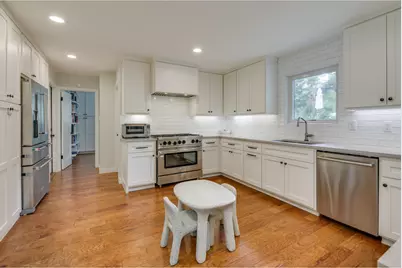 8700 Mountainwood Circle, Austin, TX 78759 - Photo 13