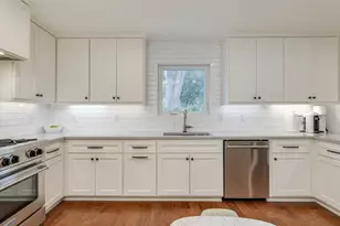 8700 Mountainwood Cir, Austin, TX 78759 - Photo 17