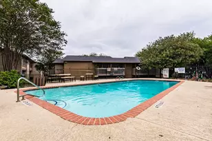 2124 Burton Dr, Austin, TX 78741 - Photo 15